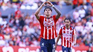 Sergio Aguayo se marcha de Chivas y llegará al futbol de Colombia