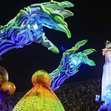 Carnaval no Rio: terceira noite de desfiles do Grupo Especial começa com Paraíso do Tuiuti