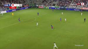 Dawa, punct vulnerabil. FCSB, egalată după gafa stoperului. A făcut cadou mingea la marginea careului