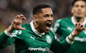 Palmeiras busca vitória e Vitor Roque tenta encerrar jejum