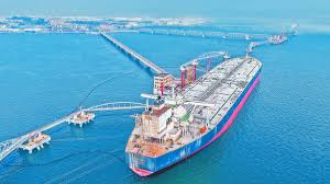 Barril vuelve a superar los 100 dólares tras fin de negociaciones Estados Unidos-Irán sin acuerdo