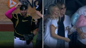 Pirates catcher sends pitcher a different kind of sign: a gender reveal!
