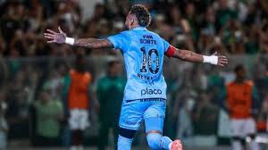 نيمار يسجل "هاترك" تاريخياً في فوز سانتوس على جوفنتودي (فيديو)