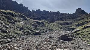 Alpinist tot - 69-Jähriger stürzte 100 Meter in Schotterrinne ab