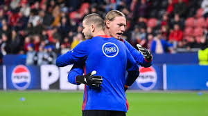 PSG-Newcastle : une grosse surprise au poste de gardien, Hakimi et Neves de retour, Barcola titulaire... Les compos