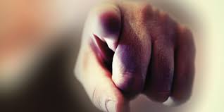 Risultati immagini per manipolazione mentale in famiglia