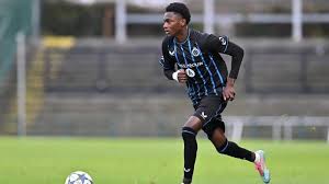 Jesse Bisiwu firma con Barcelona hasta 2031 después de su traspaso desde el Brujas