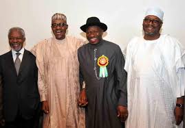 Image result wey dey for goodluck jonathan takes picture with buhari