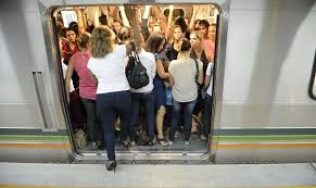 Resultado de imagem para fotos de abuso no metro