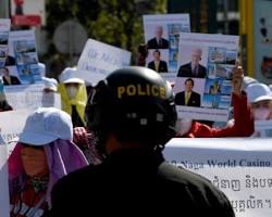Image of Cambodian journalists protesting