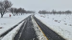 تخلیه ۳ روستای راین در پی بارش برف و باران