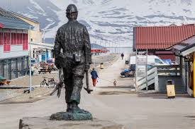 Sylvi Listhaug vil åpne nye kullgruver på Svalbard