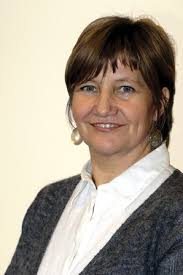 Patrizia Trincanato È nata il 27 maggio 1958 a Bolzano. Dal 1996 è stata direttrice ... - 2006_Trincanato