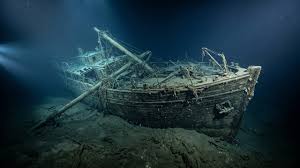 64 anos após afundar, último navio de Shackleton aparece pela primeira vez em imagens de perto