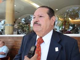 El rector de la Universidad Popular Autónoma de Veracruz, Guillermo Zúñiga Martínez, dijo que sigue en espera de que le entreguen los recursos que el ... - upav