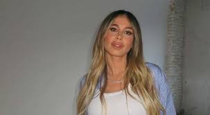 Diletta Leotta: «Il mio matrimonio funziona perché io e Loris Karius non viviamo insieme. Le foto intime rubate? Ero solo una ragazzina,...