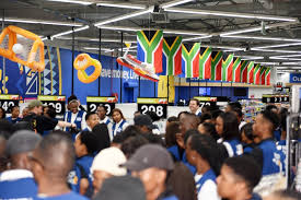 Walmart vs. Shoprite: 60-Minute Delivery War Heats Up in SA!