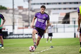 Ceará realiza seu penúltimo treinamento antes de duelo de ida das semifinais do Campeonato Cearense