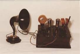 Resultado de imagen para microfonos antiguos de radio