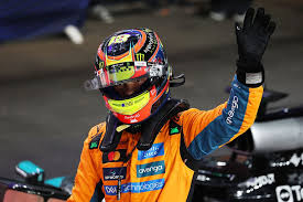 F1 AQUECE! Piastri Surpreende e Garante Pole na Corrida Sprint do Catar!