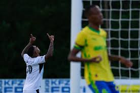 Downs punished by Brazilian in pre-season loss