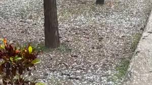 Sorprende Granizada a Automovilistas en Zona Sur de Monterrey, Nuevo León