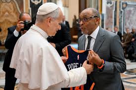 Spike Lee’s Pope Leo-Signed Knicks Jersey Is a Divine Flex