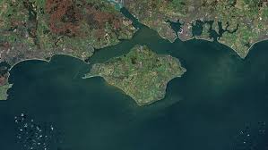 Isle of Wight Explores Fixed Link Study Amid Ferry Woes and Economic Concerns