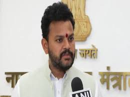 Aviation Crisis: Minister Naidu Under Fire Amid IndiGo Flight Cancellations