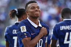 Mbappé responde a los ataques racistas de la senadora de Paraguay: "Es una mujer despreciable"