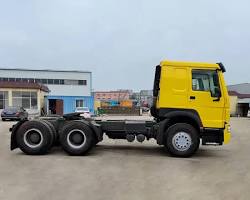 Gambar Truk trailer 6x4+4