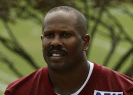 Broncos great Von Miller picks new team for 2026 NFL season — Yahoo Sports