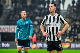 LIVEBLOG | Heracles in aangepaste formatie van start tegen Feyenoord