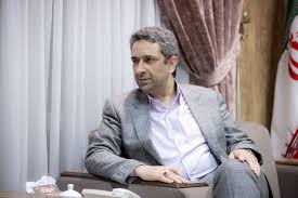واکنش تند معاون ارتباطات دفتر پزشکیان به انتقادها از یک انتصاب در دولت/ طباطبایی: استهزاء مقام دوم کشور توجیه ندارد