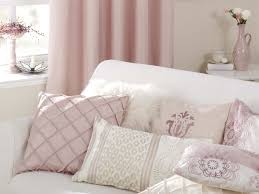 Resultado de imagem para almofadas decorativas ROMÂNTICAS para sofá