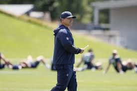 Seahawks coach Mike Macdonald teeing it up at celebrity golf event