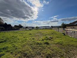 8 plots and development opportunities currently for sale in Helensburgh and Lomond