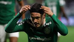 "Eliminou a Alemanha, bateu pênalti no Neuer": Mauricio busca novo status no Palmeiras pós-Copa