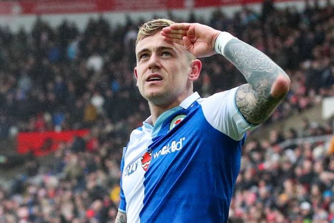 Blackburn boss unhappy with ‘disruptive’ transfer saga for Ireland man  Sammie Szmodics | Irish Independent