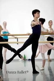 Resultado de imagen de imagenes de bailarines chicos de ballet en clase