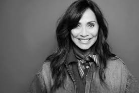 Inside Natalie Imbruglia's New Disco Era ‘ Algorithm ‘