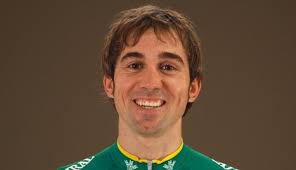 El ciclista español David Arroyo (Caja Rural-Seguros RGA) asegura que se encuentra &quot;mucho mejor&quot; después de someterse a una operación para resolver una ... - _2013304942_6ac41756