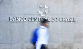 Economistas lançam manifesto contra PEC que amplia a autonomia do Banco Central