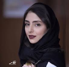 افشاگری غم‌انگیز و تکان‌دهنده هستی مهدوی‌فر بازیگر از زندگی سخت خانوادگی‌اش در دوران کودکی + فیلم - سلام نو