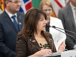 Ministros de Salud Canadienses Exigen Mayor Financiamiento Federal a Provincias