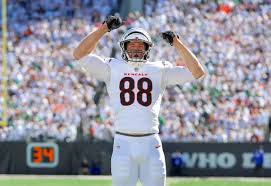 Mike Gesicki: Must-Add Waiver Wire Pickup for Week 15 Fantasy Football? - NFL News