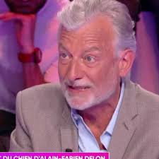 "Il n'y avait pas d'autre solution" : Gilles Verdez donne des détails sur les circonstances de la mort du chien d'Alain-Fabien Delon après la garde à vue d'Anthony Delon (ZAPTV)
