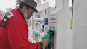 AAA: Gas prices drop 14 cents in Michigan, but prices remain high