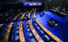 Proposta no Senado sobre escala 6×1 expõe riscos para setores essenciais