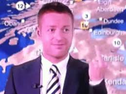 BBC weatherman Tomasz Schafernaker s gesture is caught on camera BBC weatherman Tomasz Schafernaker&#39;s gesture is caught on camera [] - 193805_1